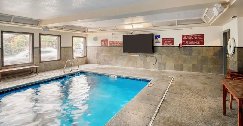 Gray Wolf Inn At West Yellowstone - Havuz