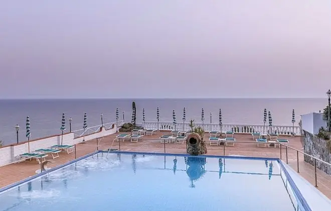 Hotel Grazia alla Scannella - Havuz