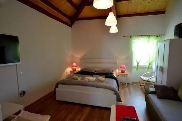 Graziella Apartments