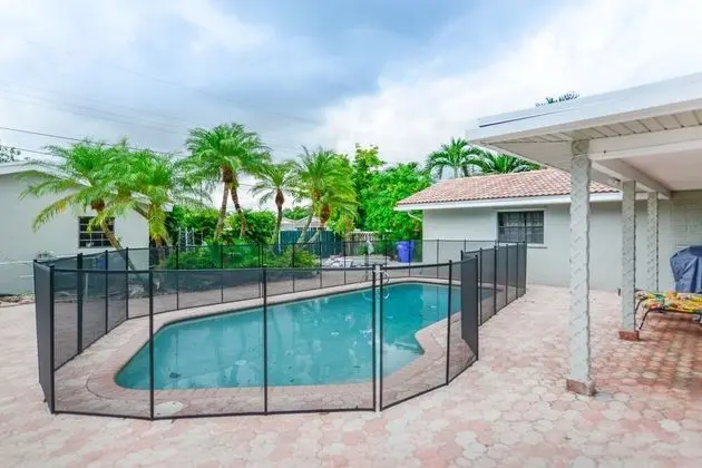 Great 3BR family house. Pool n Billiards - Havuz
