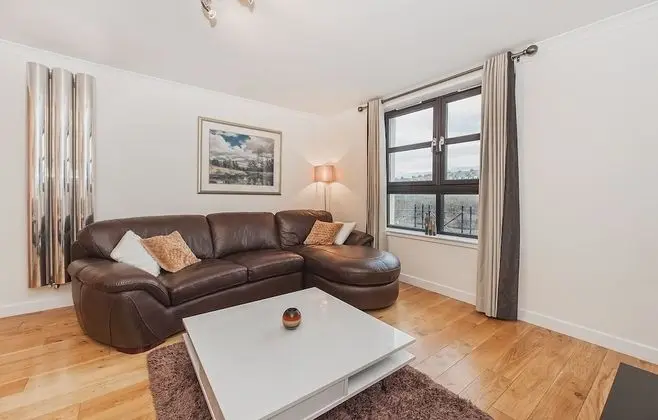 Great City Centre Apartment in Aberdeen, Scotland