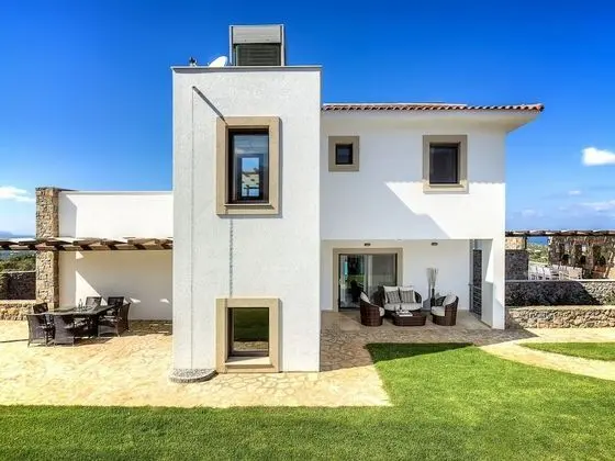 Great Villa, Enormous Pool, Nice Location near Village Sisi - Dış Mekan