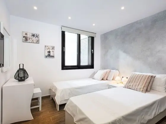 Great Villa, Enormous Pool, Nice Location near Village Sisi - Oda