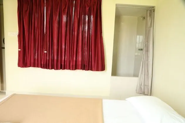 Great Guest House-White Town - Oda