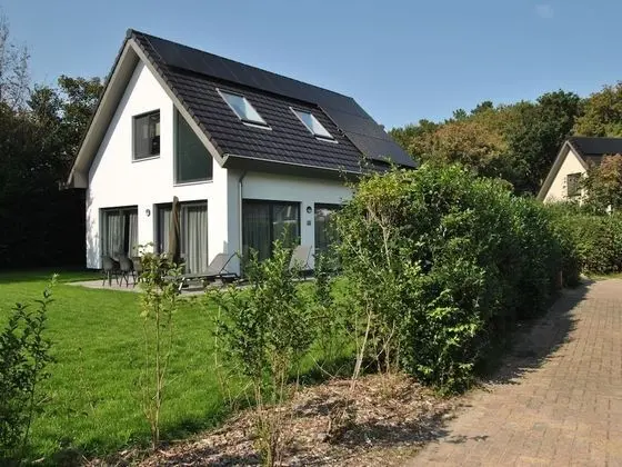 Great Holiday Home Energy Neutral on Texel With Sauna and sun Shower