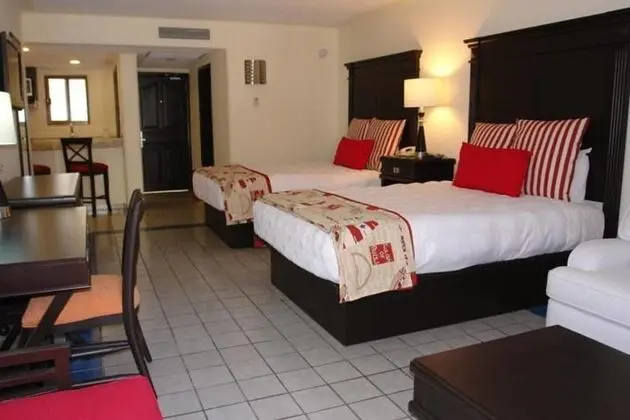 Great Location 1BR Studio Wtih Pool Marina View