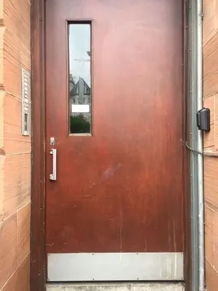 Great Location 2 Bedroom Scotstoun Flat - Dış Mekan