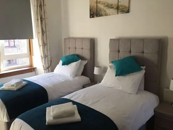Great Location 2 Bedroom Scotstoun Flat - Oda
