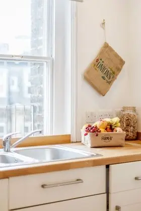 Great Mayfair Apartment - Sleeps 6 - Mutfak