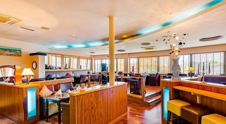 Great National South Court Hotel - Yerinde Yemek