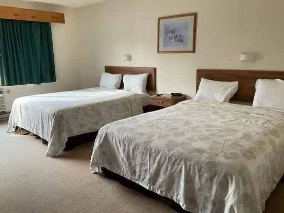 GREAT NORTHERN MOTEL