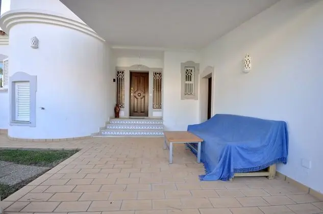 Great Pool Villa Just a Short Stroll to the Centre - Dış Mekan