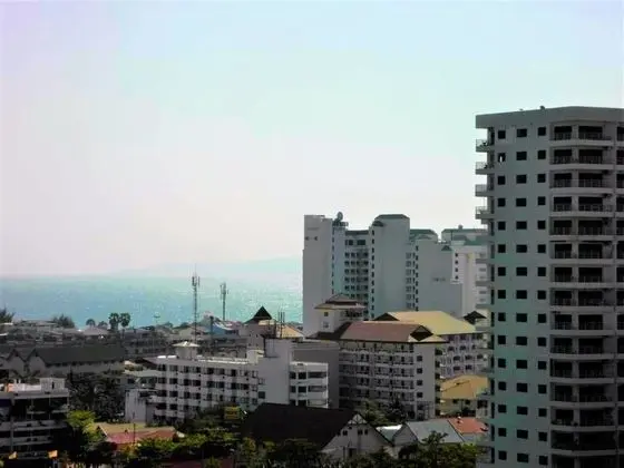 Great sea Pool View in View Talay 1 Pattaya - Konum Öne Çıkanlar