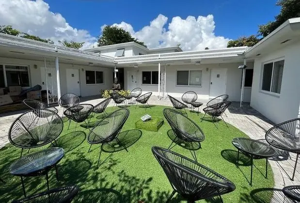 Great Studio 15 min from the beach