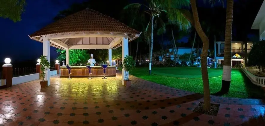 Great Trails River View Resort Thanjavur by GRT Hotels - Havuz