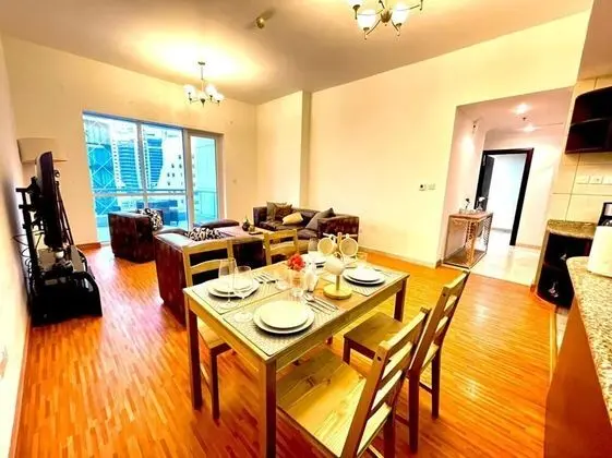 Great Views in Dubai Marina -2bed - Yerinde Yemek