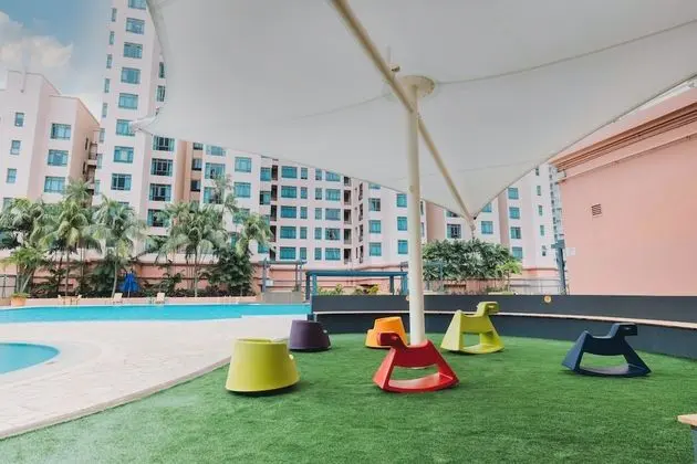 Great World Serviced Apartments - Havuz