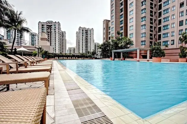 Great World Serviced Apartments - Havuz