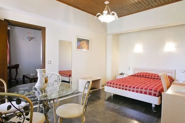 Grecian Castle Hotel - Oda