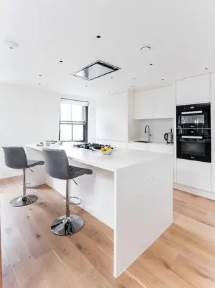 Greek Street Penthouse - Mutfak