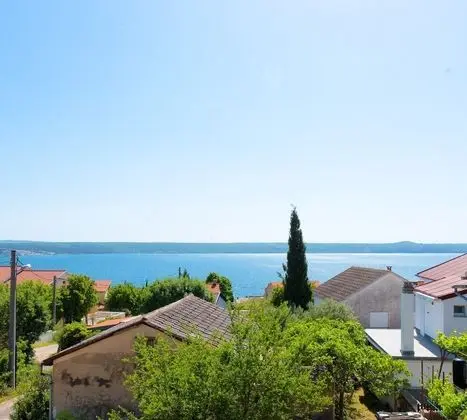 Green Apartment Maslenica Sea View