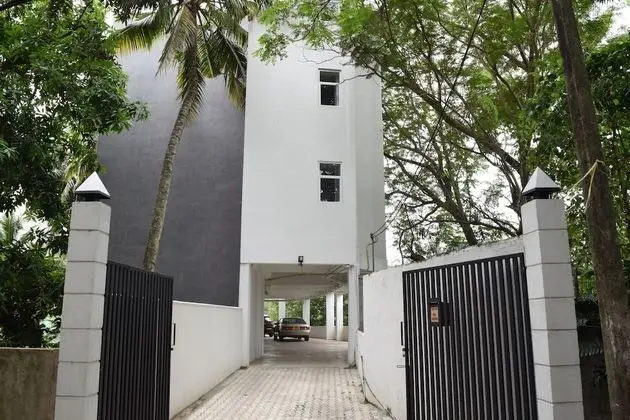 The Green' Apartments