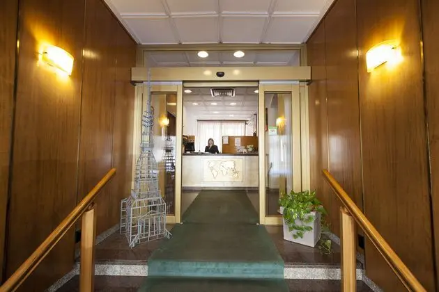 Green Class Hotel Gran Torino - Lobi