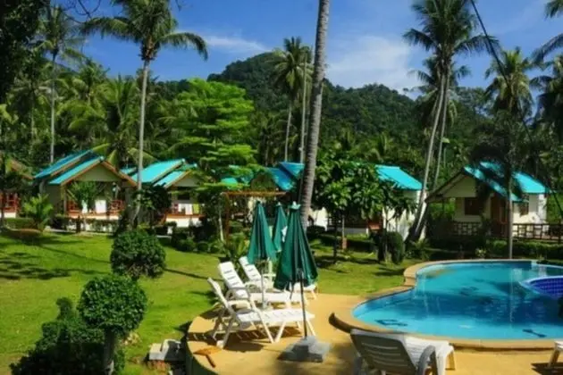 Green Cottage Beach Resort