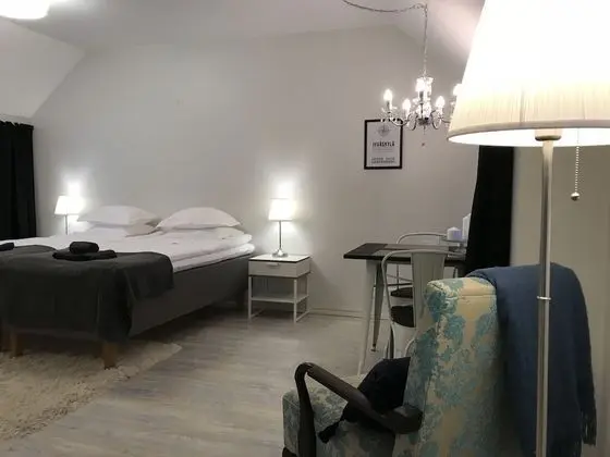 Green Door Apartments