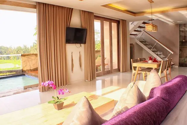 Green Fields Luxury Villas - Havuz