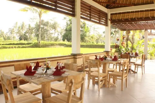 Green Fields Luxury Villas - Lobi