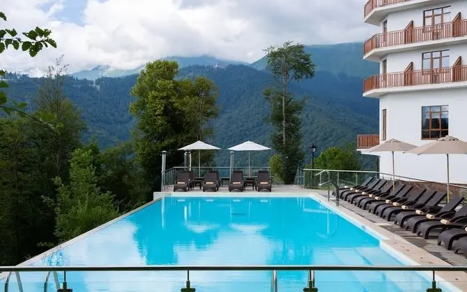 Green Flow Hotel Rosa Khutor - Havuz
