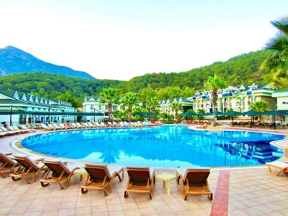 Green Forest Holiday Village - 1