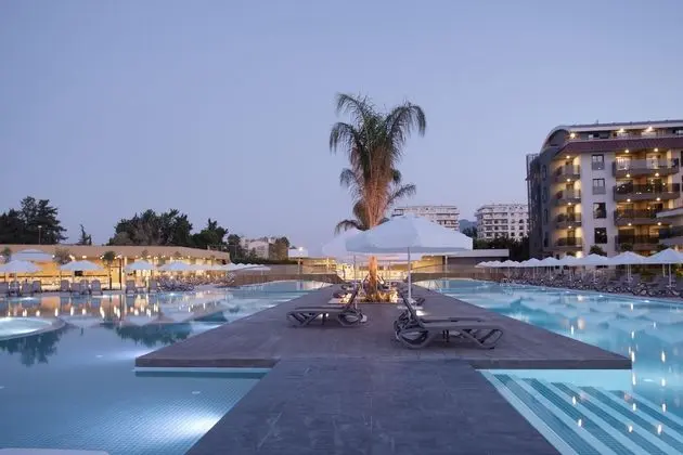 Green Garden Resort & Spa Hotel