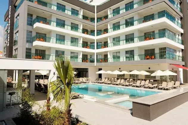 Green Garden Suites Hotel