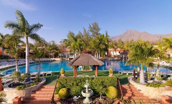 Green Garden Resort & Suites