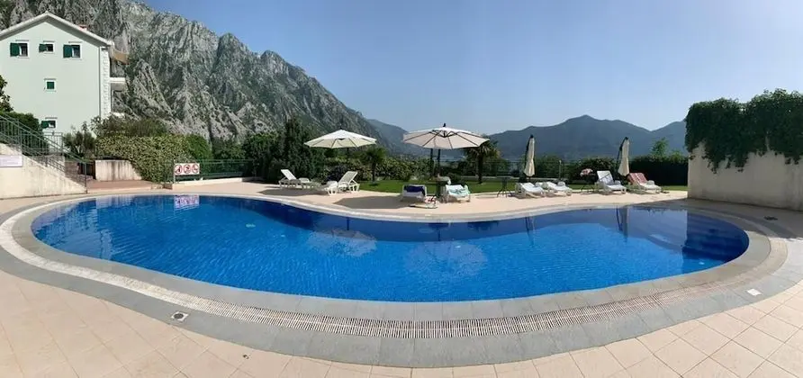Green Village Kotor - Havuz