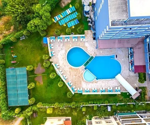 Green Gold Hotel - Havuz