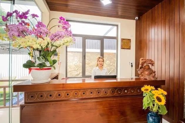 Green Hill Hotel - Lobi