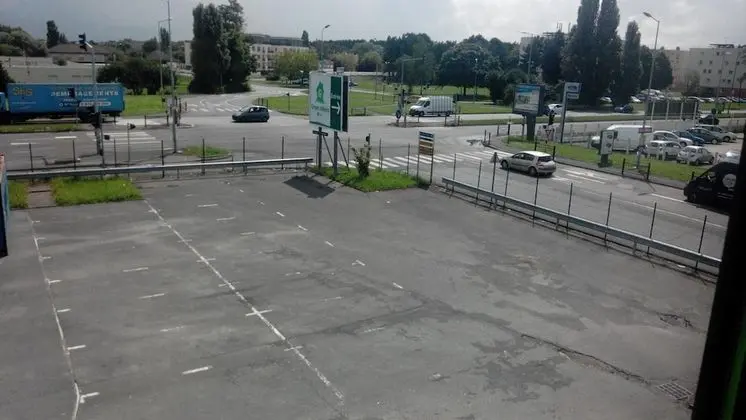 Green Hôtels Eco Fleury - Dış Mekan