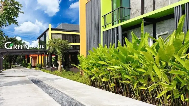 Green House Neo-Resotel