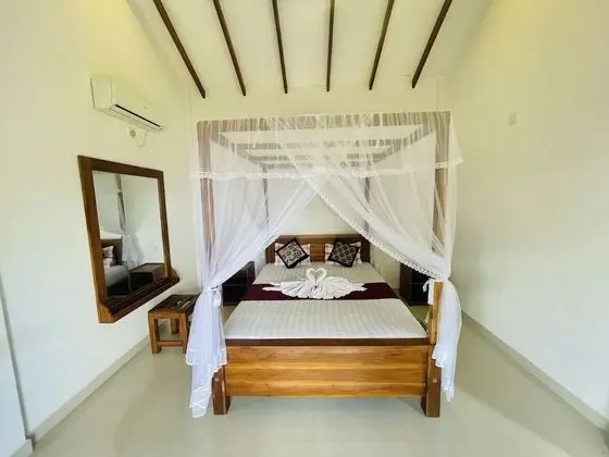 Green Hut Hotel and Restaurant.
