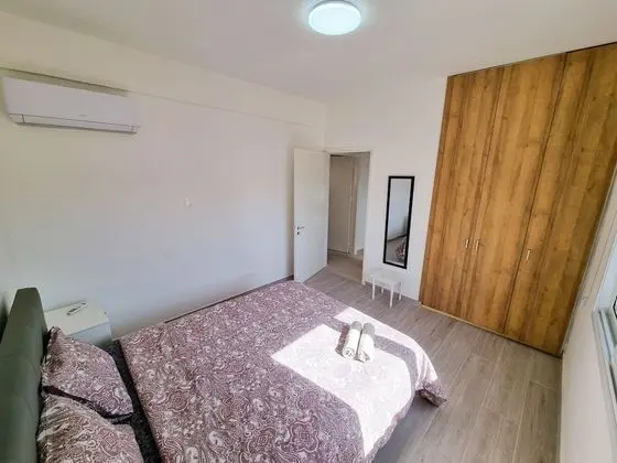 Green Land Apartment