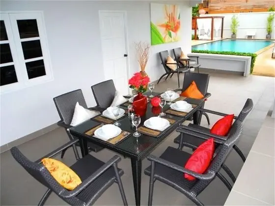 Green Leaf Nai Harn 3 bedrooms Villa - Dış Mekan