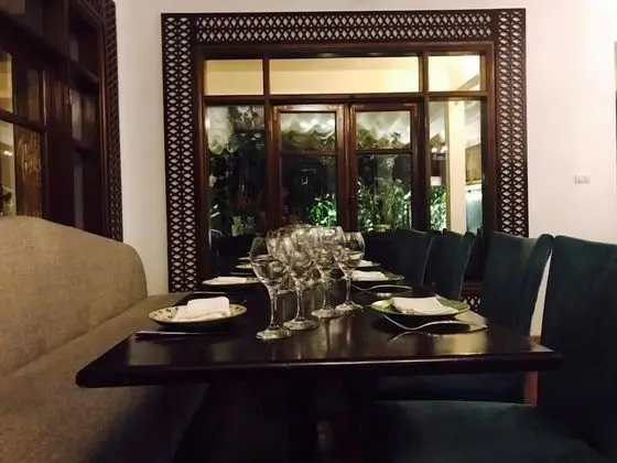 Green Mango Apartment and Hotel - Yerinde Yemek