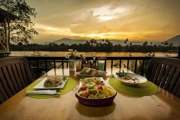Green Mango Bungalows - Yerinde Yemek