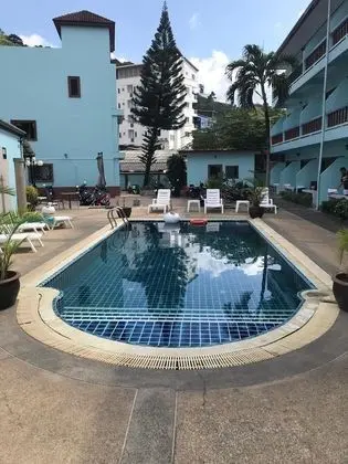 Green Mango Guesthouse - Hostel - Havuz
