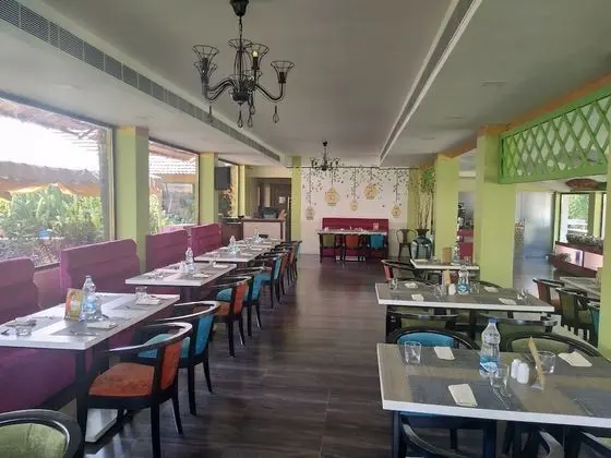 Green Meadows Resort - Yerinde Yemek