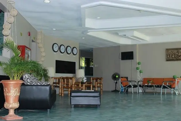 Green One Hotel - Lobi