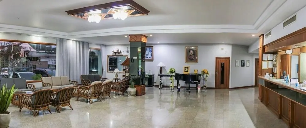 Green Palace Hotel - Lobi